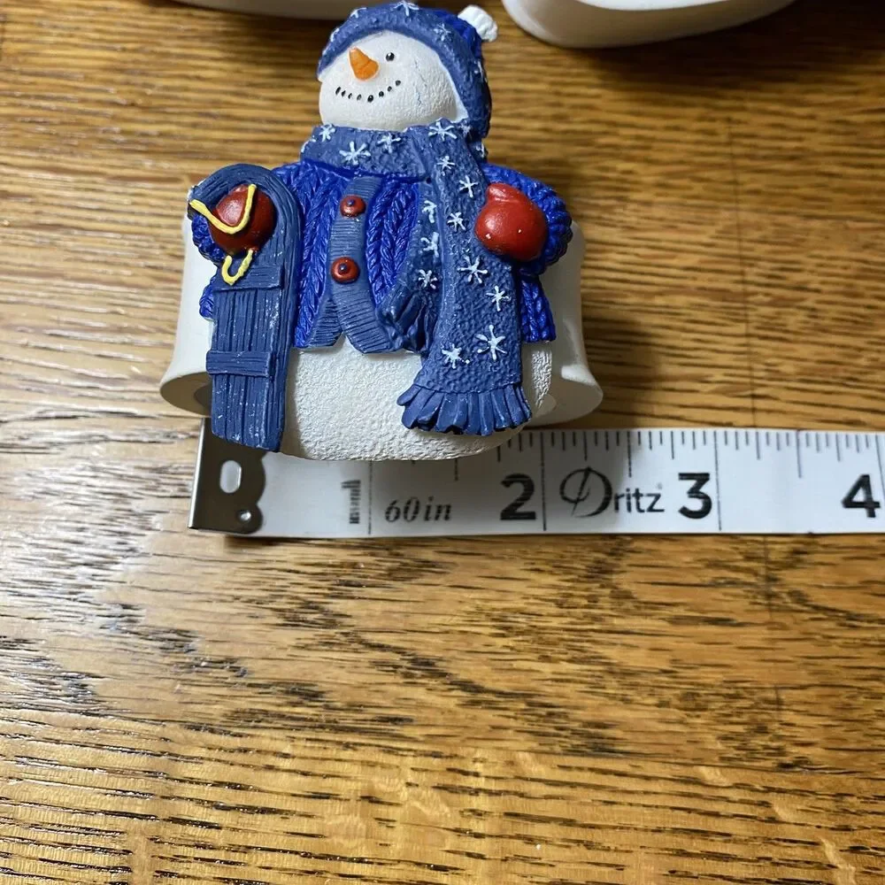Lot of 11 Snowman Holiday Christmas Napkin Rings Blue/White Polymer?/Plasitc